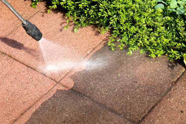 Why Choose Our Certified Pressure Washing Experts for Your Project Needs in Stanton, MI?
